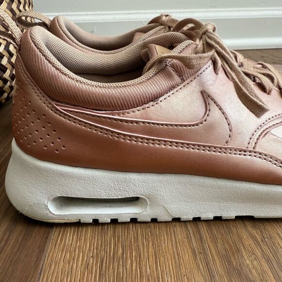 Nike Air Max Thea SE Metallic Red Bronze Rose Gold Sneakers 10 - Picture 3 of 9